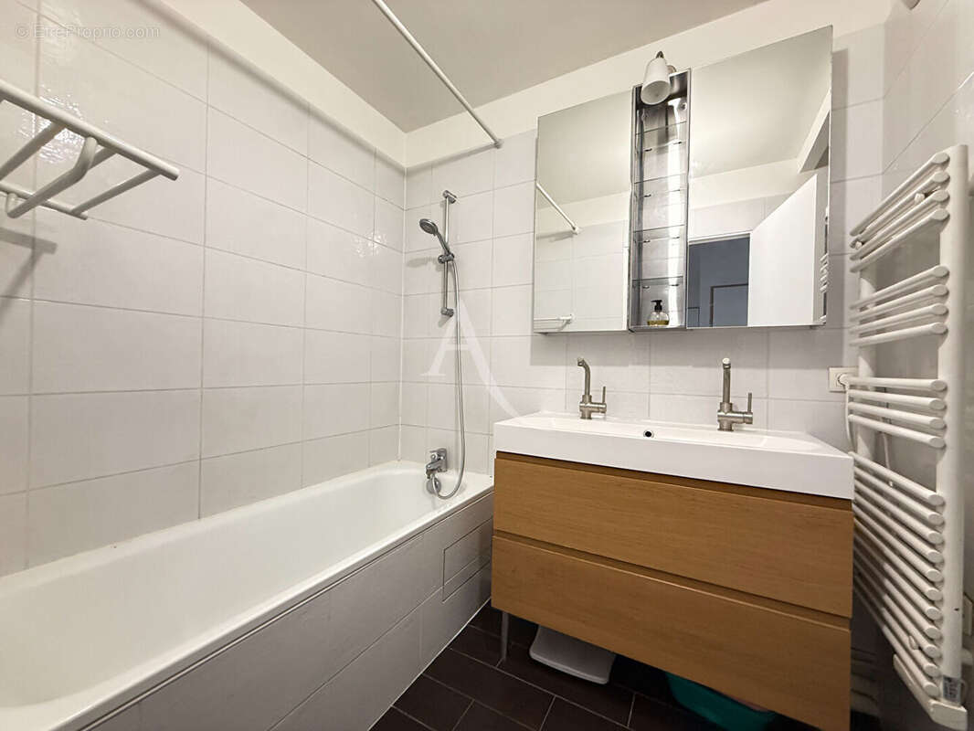 Appartement à ASNIERES-SUR-SEINE