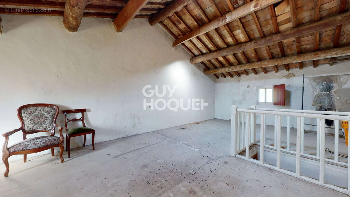 Maison à L&#039;ISLE-SUR-LA-SORGUE