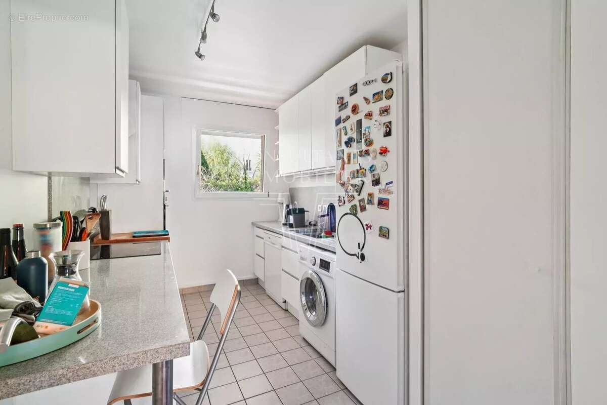 Appartement à LEVALLOIS-PERRET