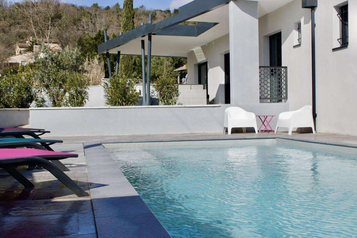 Maison à VALLON-PONT-D'ARC