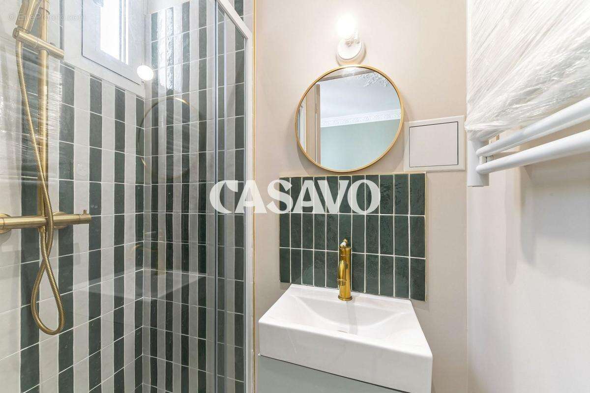Appartement à PARIS-14E