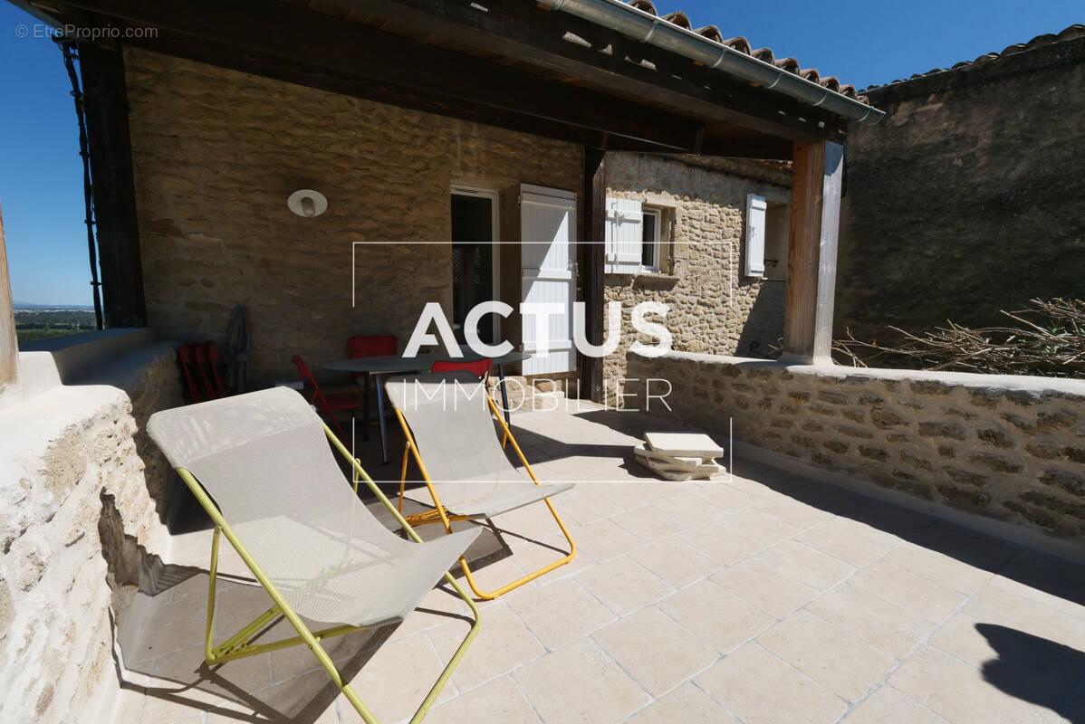 Maison à CORNILLON-CONFOUX