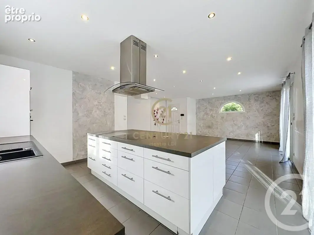 Maison 97 m² à Rive-De-Gier  - photo 11