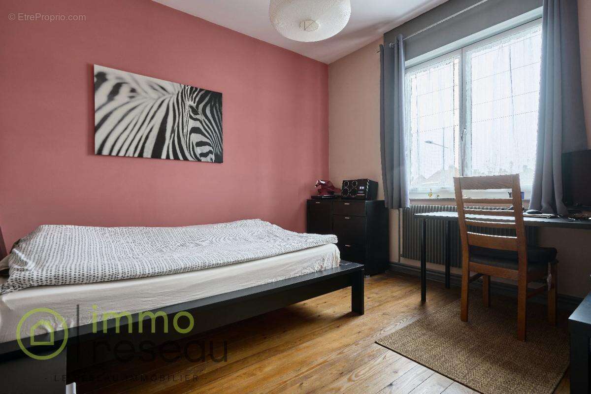 Maison à LA CHAPELLE-D&#039;ARMENTIERES