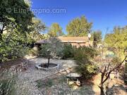 Maison à ROUSSILLON
