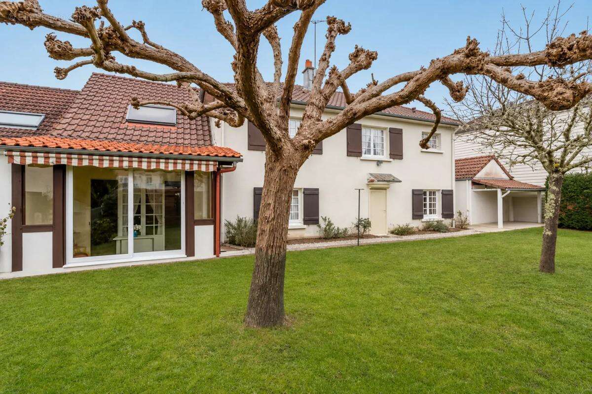 Maison à NOUAN-LE-FUZELIER