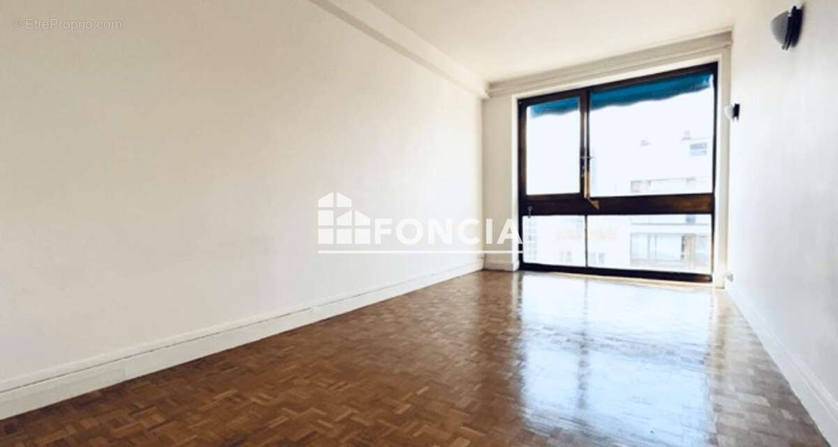 Appartement à PARIS-5E