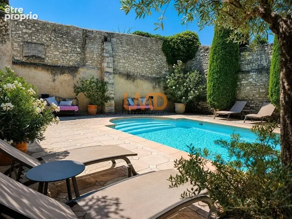 Ancien moulin du 17ème siècle avec piscine et dépendances - photo 3