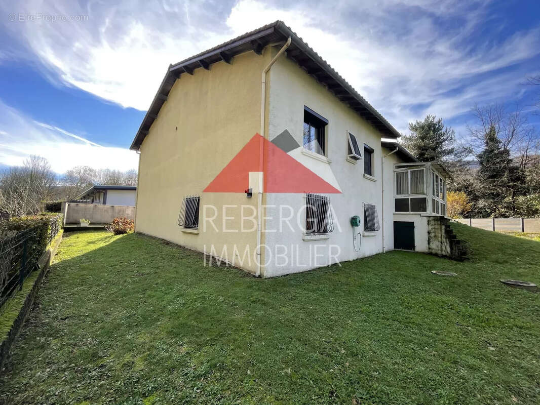 Maison à SAINT-AMANS-SOULT