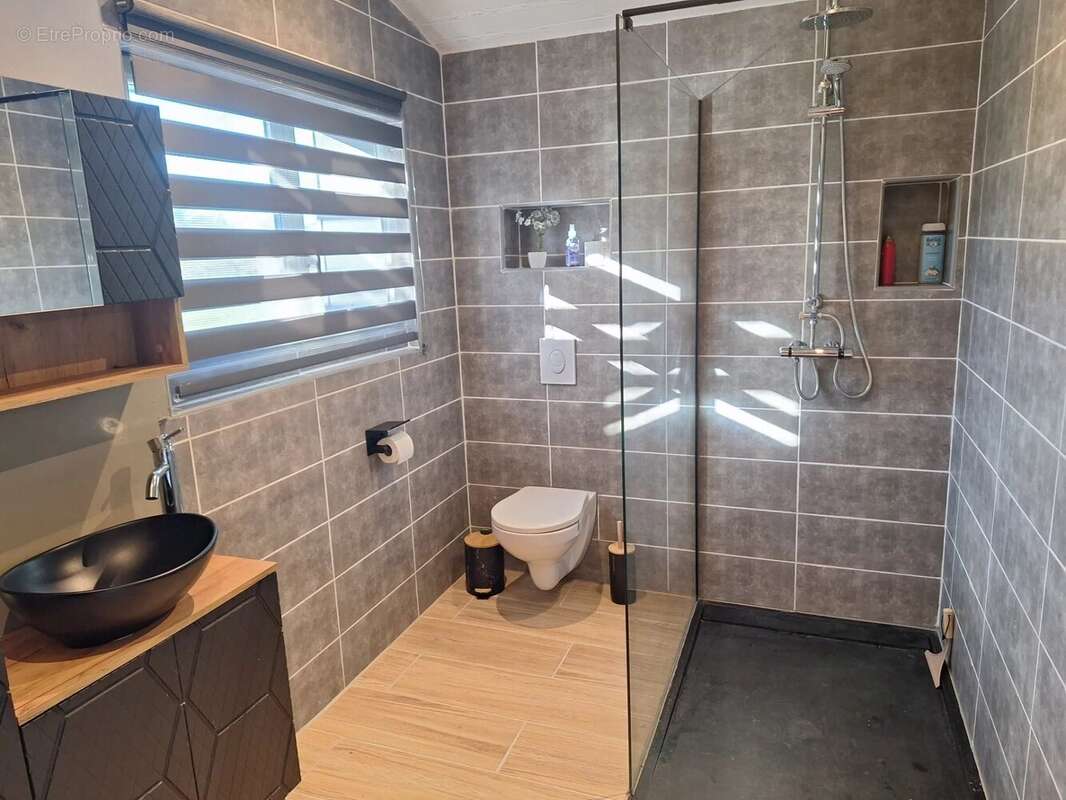 Maison à LA ROCHETTE