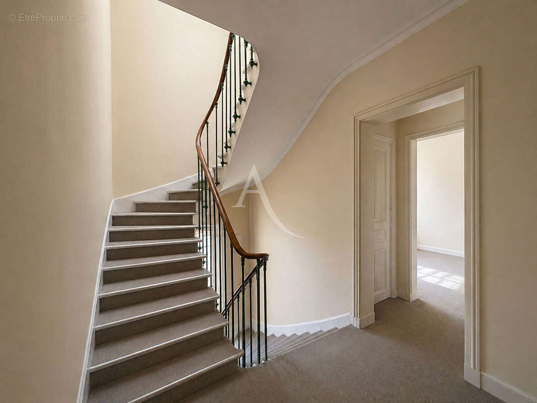 Maison à FONTENAY-SOUS-BOIS