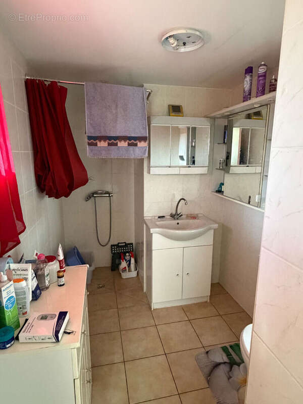 Maison à LACROISILLE