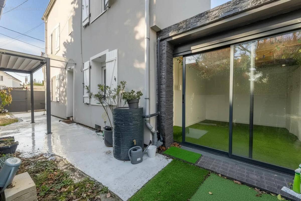 Maison à SAINT-LEU-LA-FORET