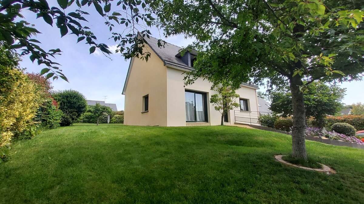 Maison à BAIN-DE-BRETAGNE