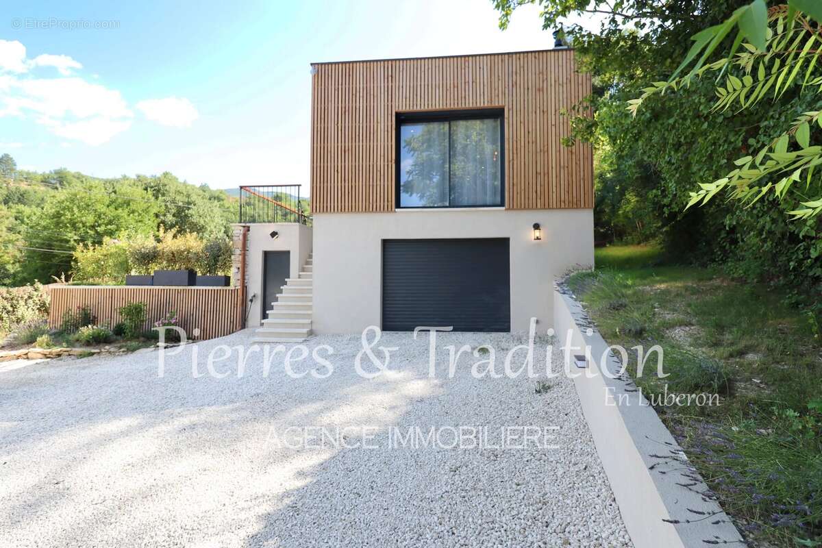 Saint Martin de Castillon, belle maison avec jardin, piscine et dépendances - photo 13