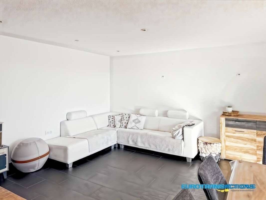 Appartement à OBERHOFFEN-SUR-MODER