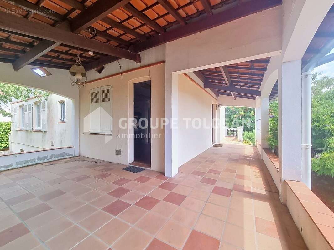 Maison 172 m² à Escalquens  - photo 3