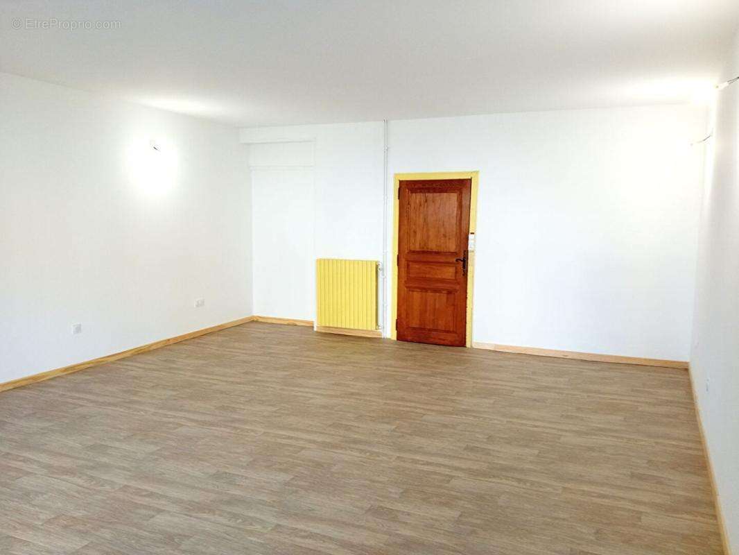 Appartement à LIMOGNE-EN-QUERCY