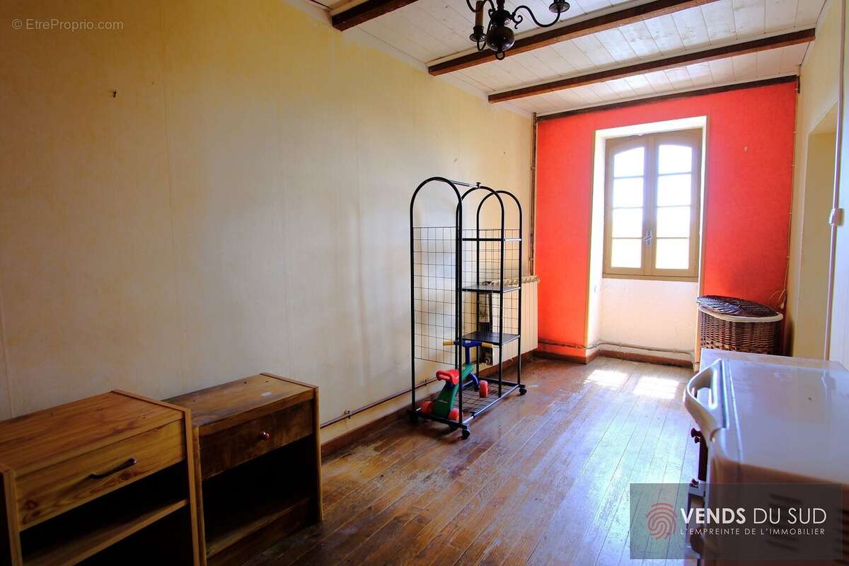 Maison à DIO-ET-VALQUIERES