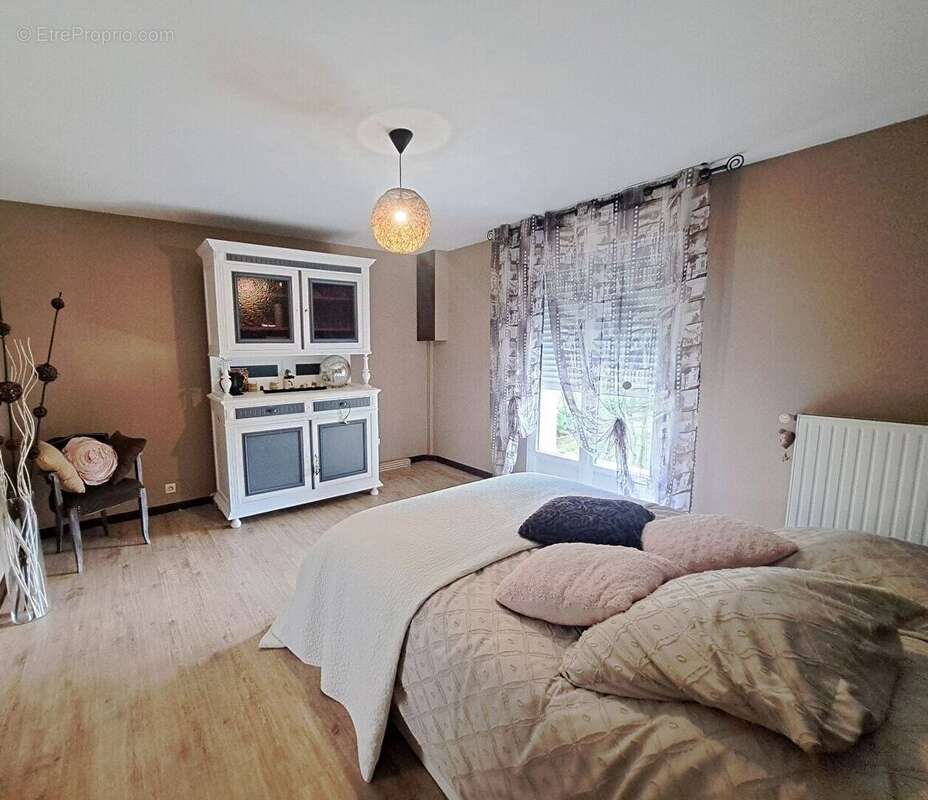 Maison à CHATELLERAULT