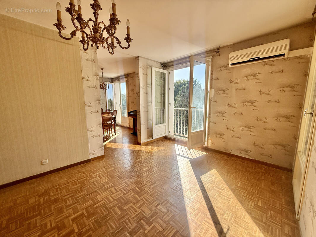 Appartement à MARSEILLE-13E
