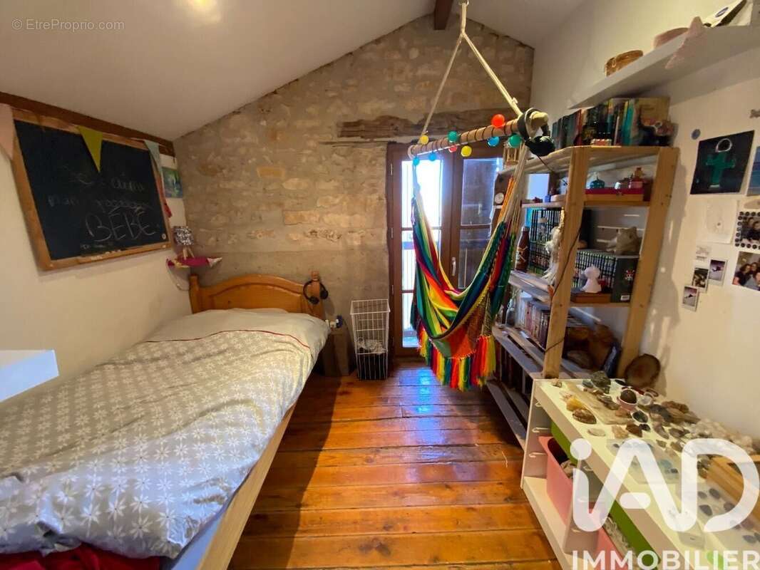 Maison 127 m² à Ventouse  - photo 7