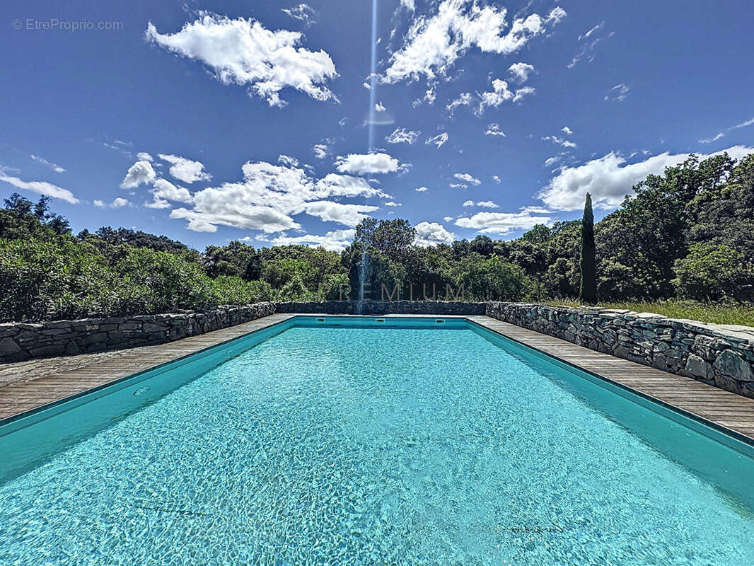 Maison à CAZEVIEILLE