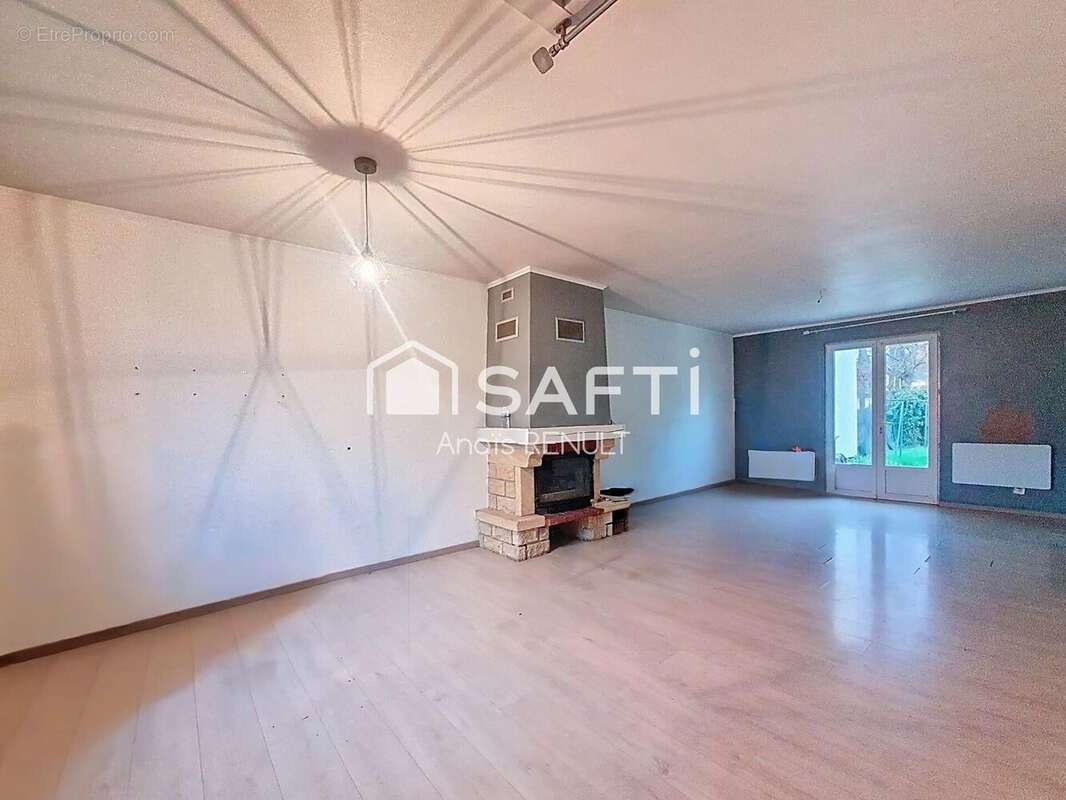 Photo 2 - Maison à SAINT-REMY-SUR-AVRE