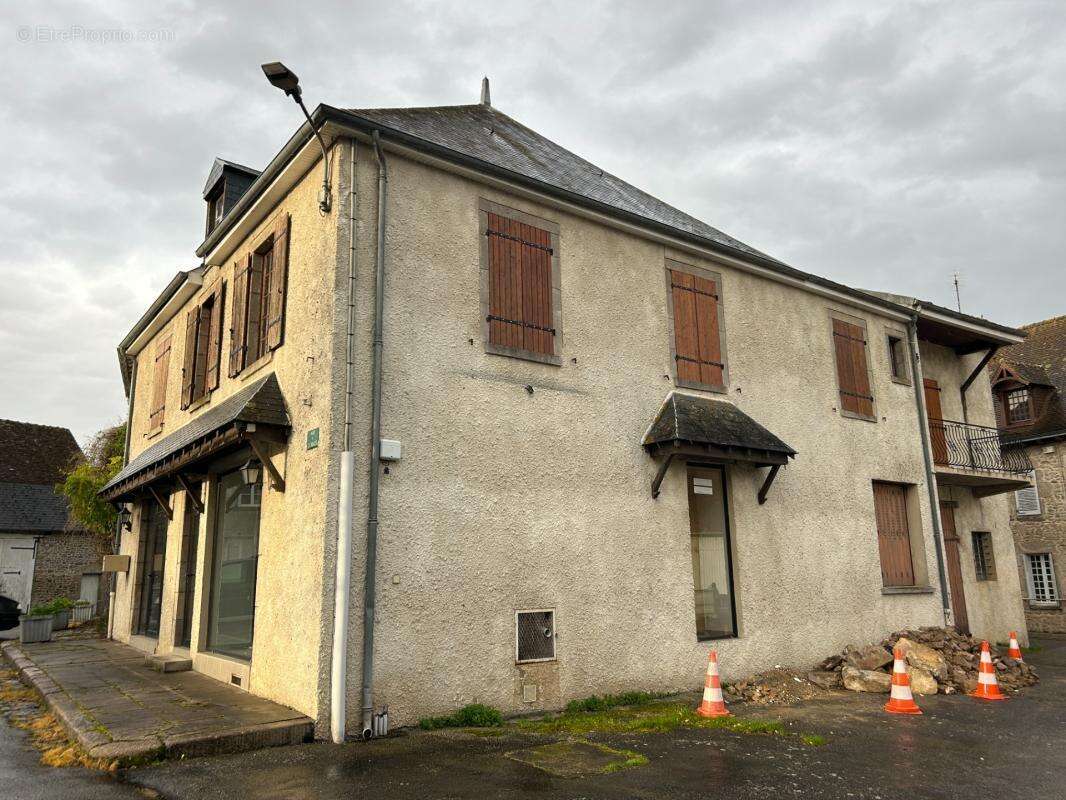 Maison à vendre 11 pièces LES GRANDS CHEZEAUX (87) - photo 3