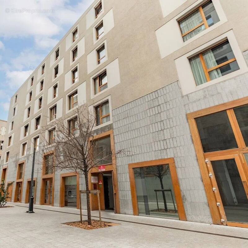 Appartement à MARSEILLE-2E