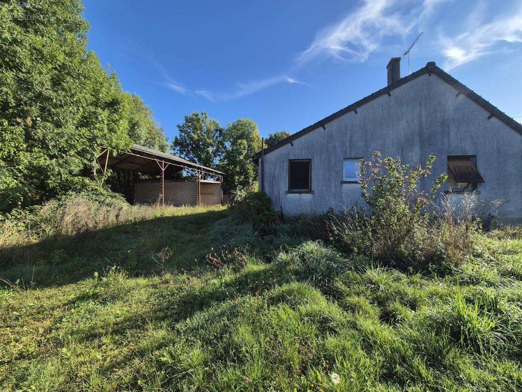 Maison à LA BERTHENOUX