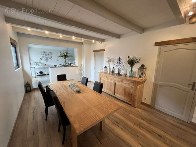 Maison familiale avec jardin et parking privatif - photo 17