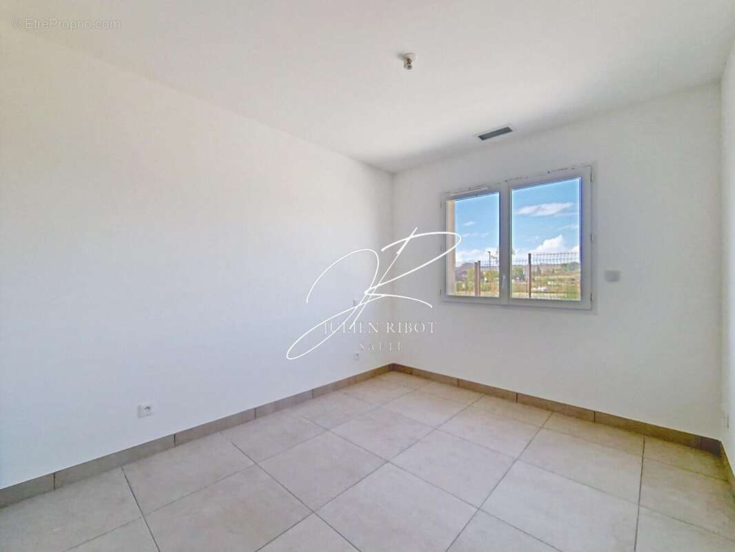 Photo 5 - Maison à NISSAN-LEZ-ENSERUNE