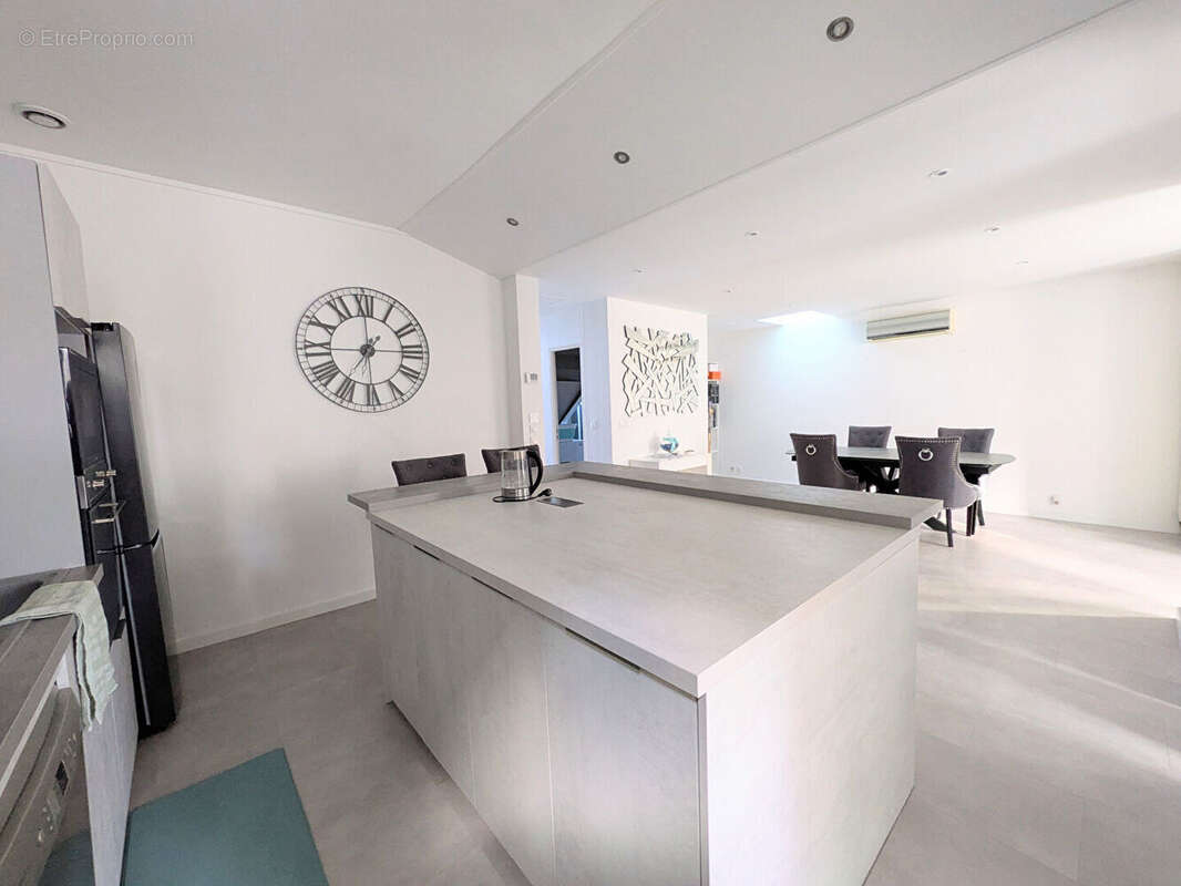 Maison à VILLEMOMBLE