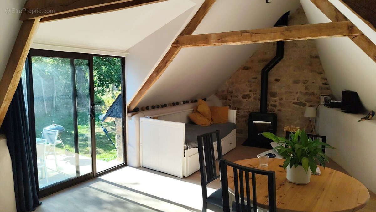 Ensemble immobilier composé de deux maisons-156 m2 - photo 9