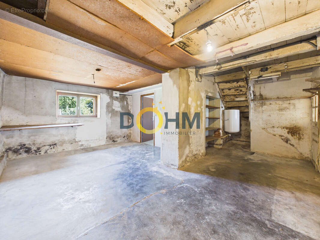 Maison de 138 m2 avec grange et terrain   Charbonnier-les-Mines - photo 6