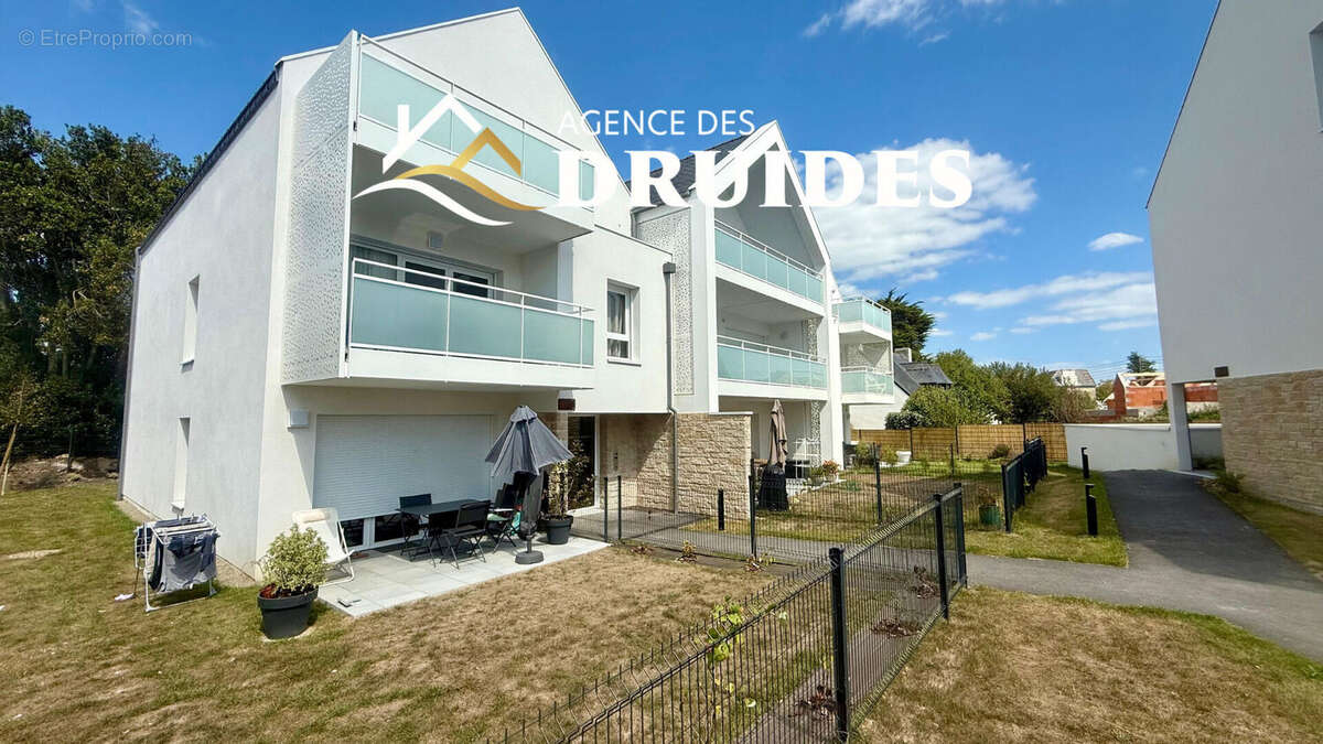 Carnac Centre Superbe appartement de 84m² avec Grande Terrasse Plein Sud, Parkings , Caves - photo 10