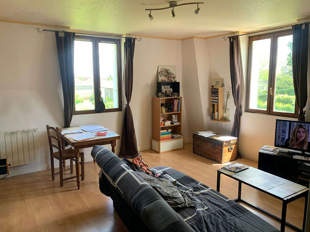 Appartement dans jolie résidence proche commerces... - photo 2