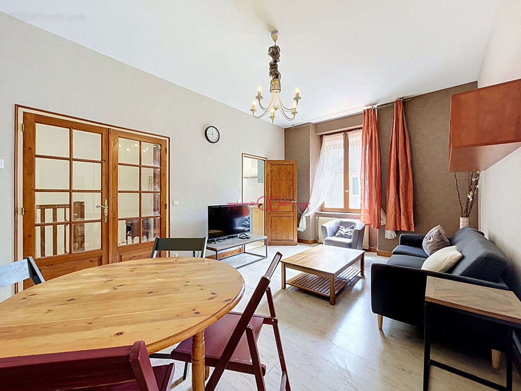 Appartement 4 pièces de 90,56 m² Carrez avec cave de 50 m² et parking - photo 6