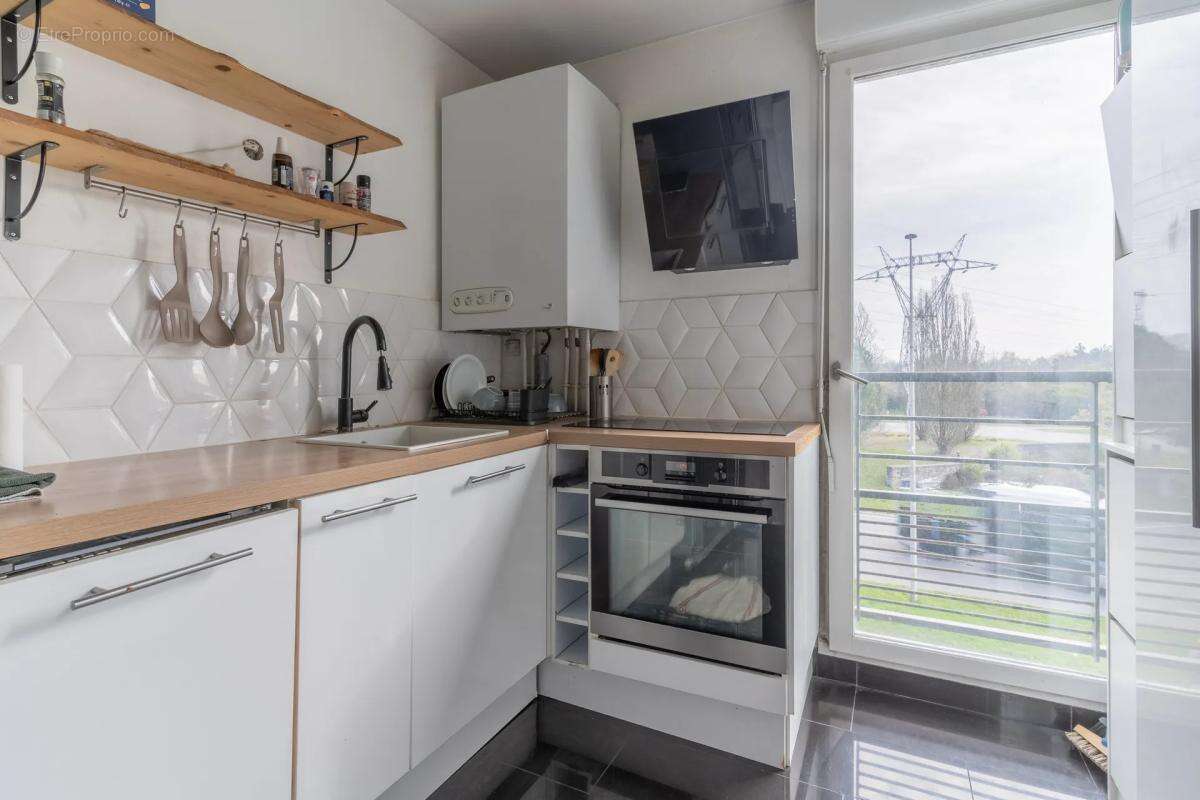 Appartement à ELANCOURT