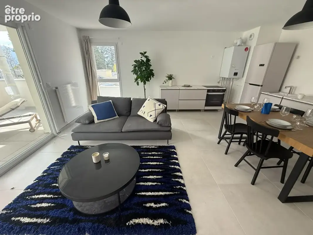 Appartement 4 pièces 84 m² à vendre à Claix (38640) - photo 3