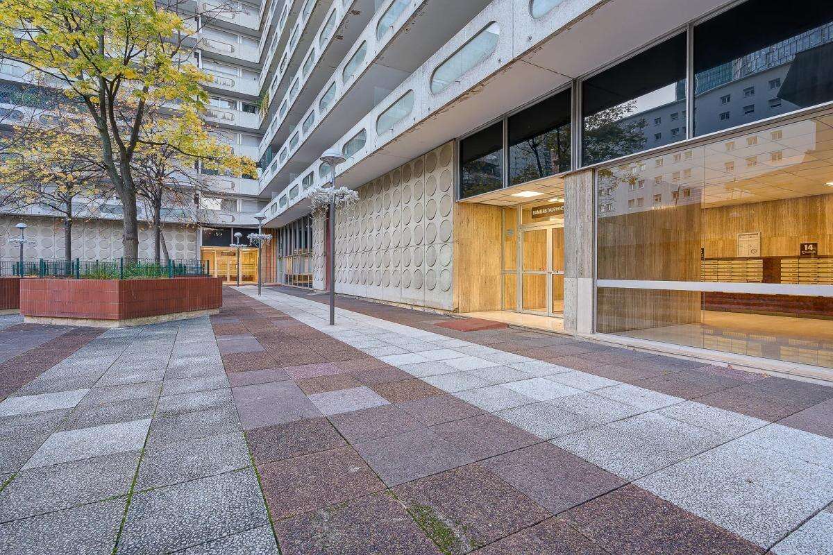 Appartement à COURBEVOIE