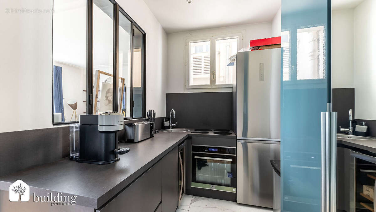Appartement à NEUILLY-SUR-SEINE