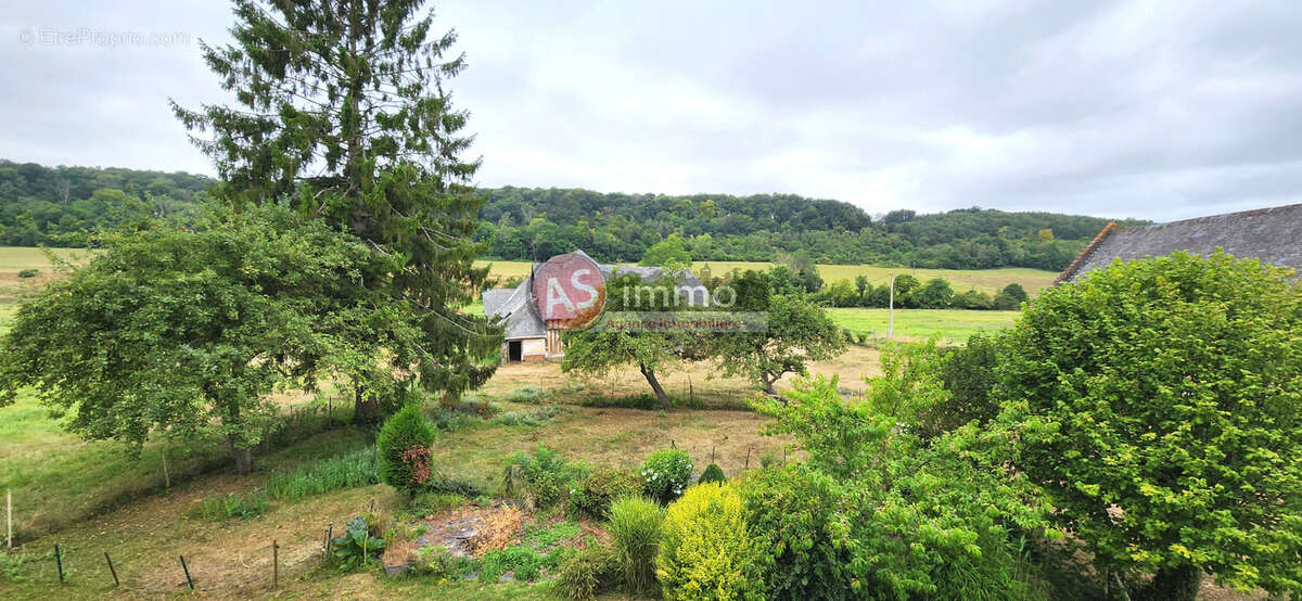 Corps de ferme 1,3 hectare - Vallée de la Varenne - photo 5