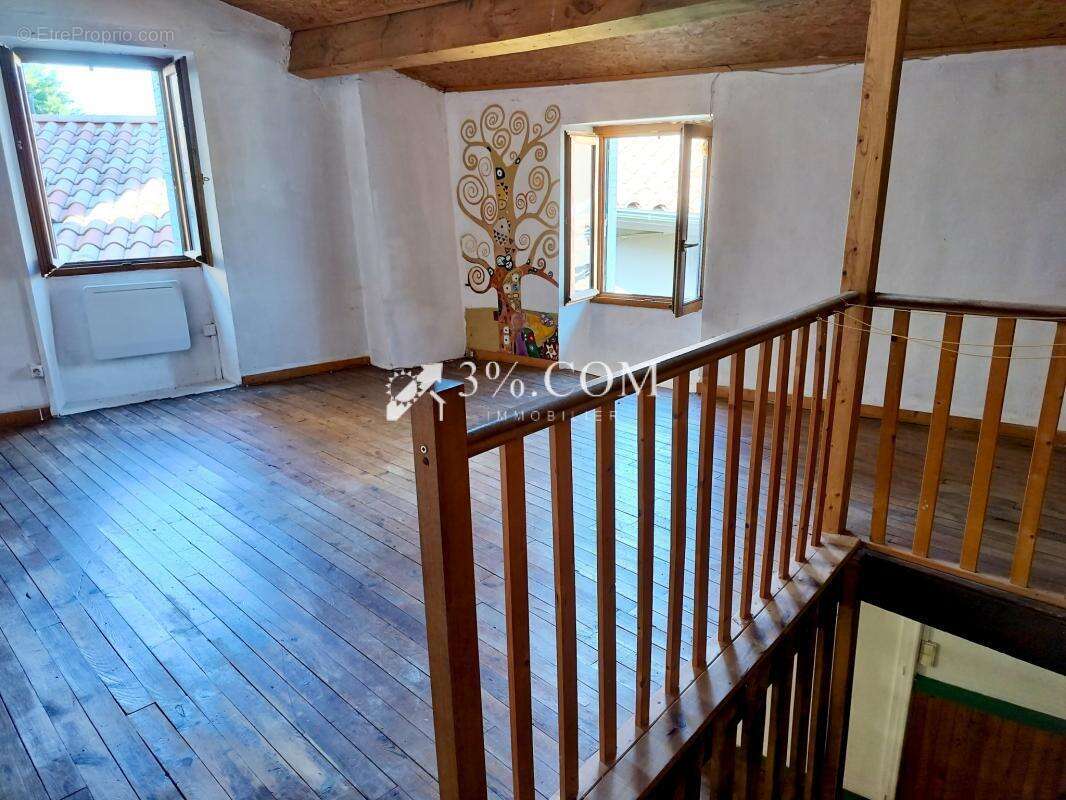 Maison de village en pierre de 60m2 avec deux chambres - photo 5