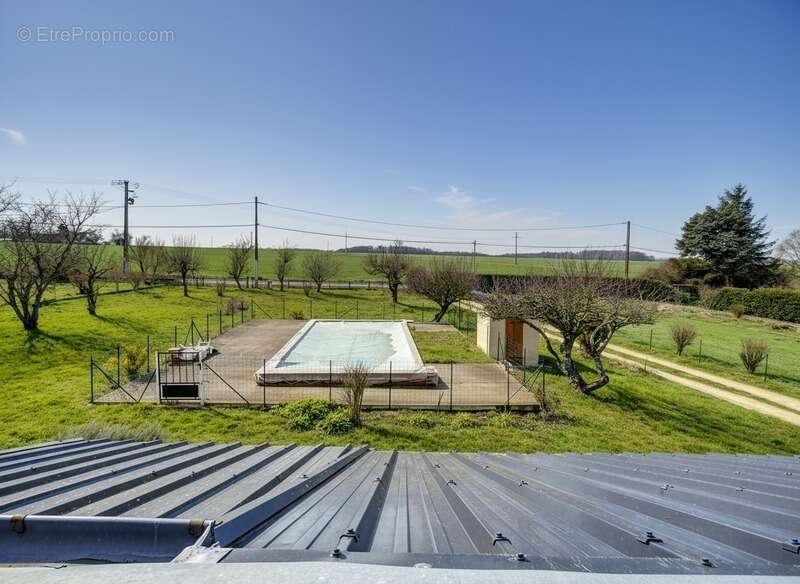 Maison à SAINT-MARTIN-DES-BOIS