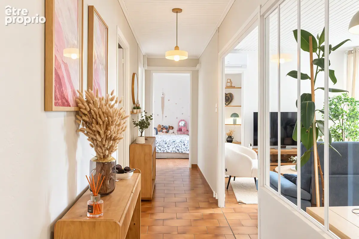 Maison  de plain-pied - Mallemort 107 m²  + 67m² de grenier+ Terrasse vue Panoramique - photo 5