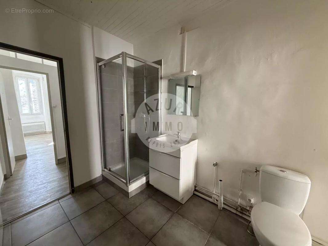 Appartement à ROQUEVAIRE
