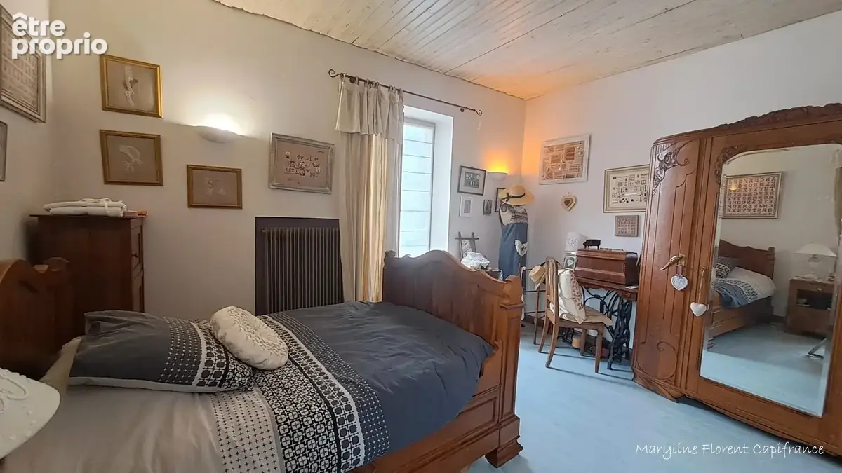 Bâtisse en pierre de 262 m², Cour, jardin cocon, garage & fort potentiel - photo 11