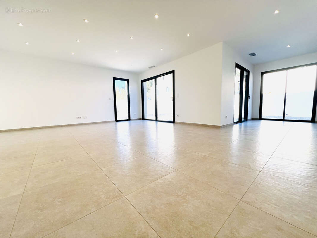 Maison à CLERMONT-L'HERAULT